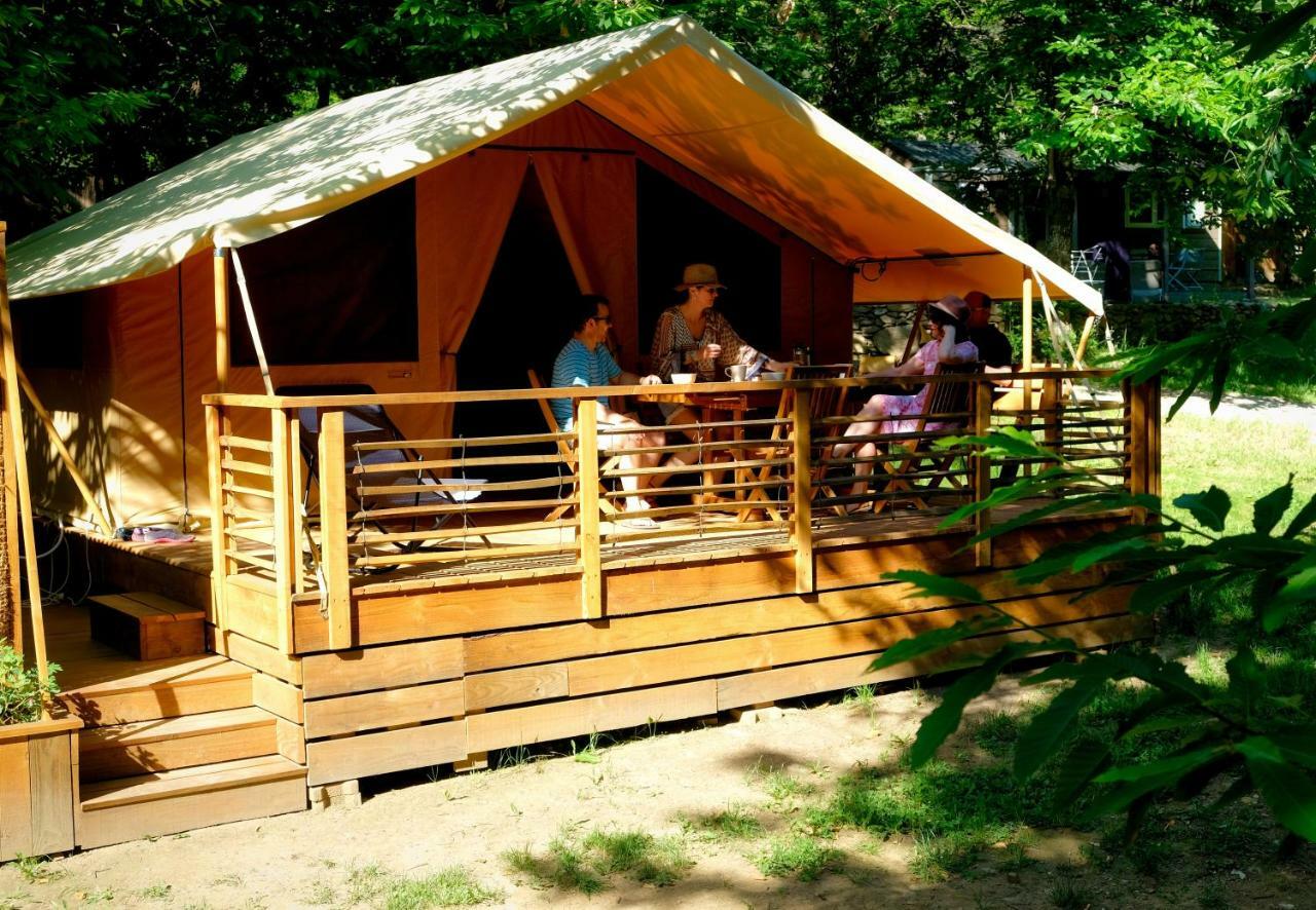 Camping La Châtaigneraie Gravieres Esterno foto
