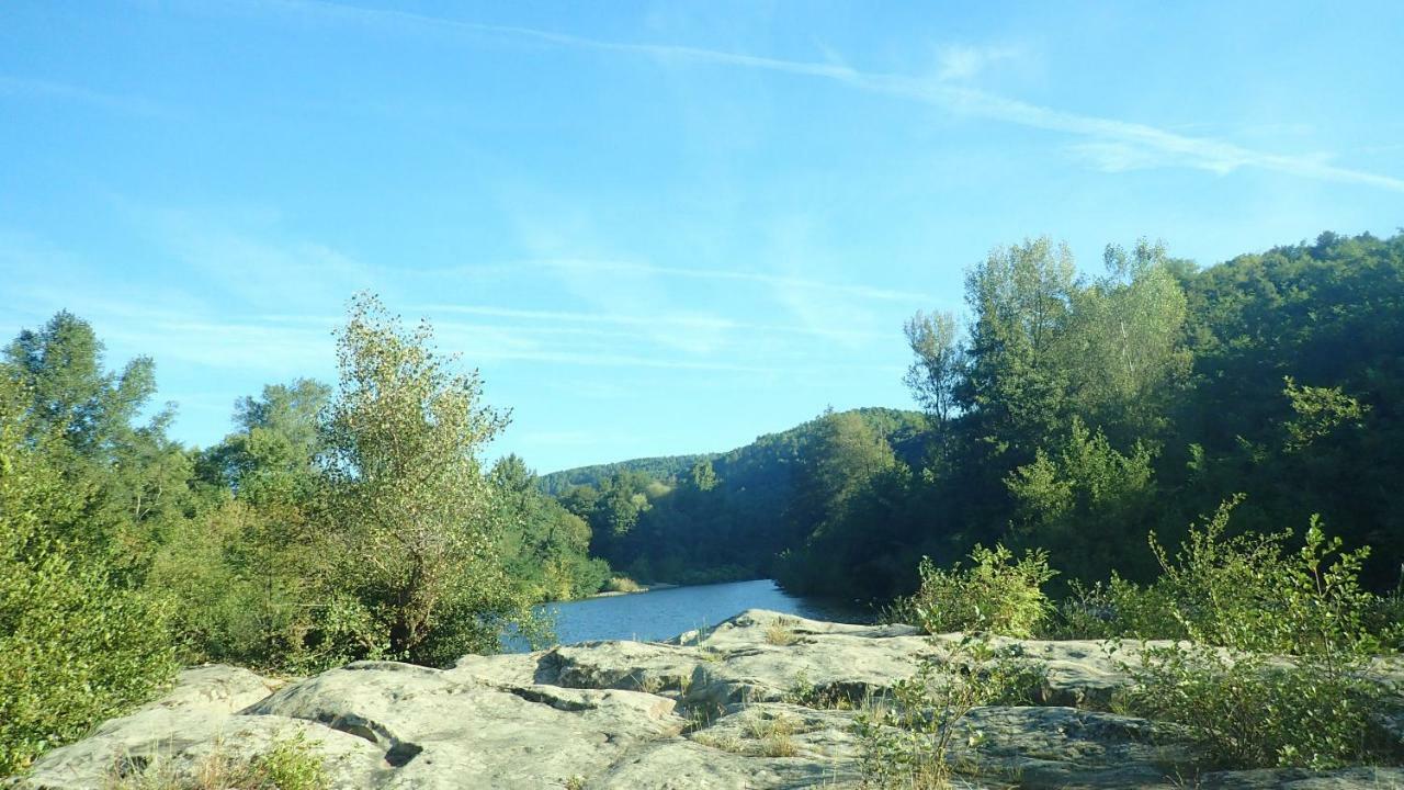 Camping La Châtaigneraie Gravieres Esterno foto